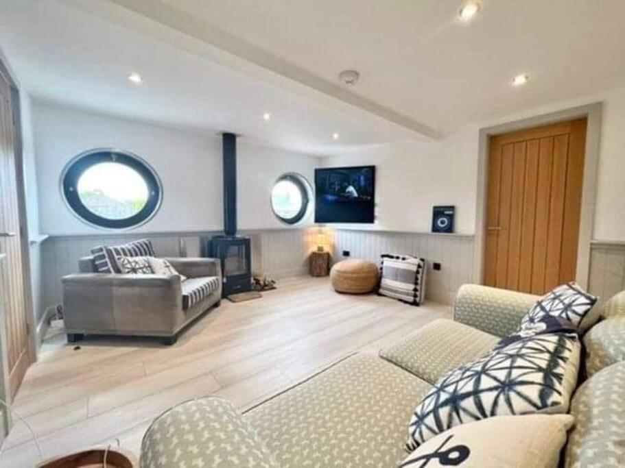 Humberston Boathouse Lodge & Hot Tub - Cleethorpes Beach Cabin Chalet Eksteriør billede