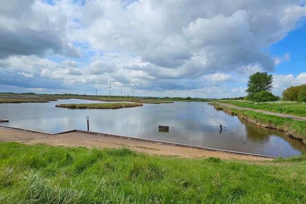 Humberston Boathouse Lodge & Hot Tub - Cleethorpes Beach Cabin Chalet Eksteriør billede